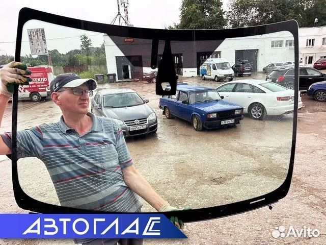 Стекло лобовое Ford Focus III с окном под дд