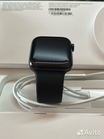 Apple Watch SE2 (Gen. 2) 44mm Оригинал 100%