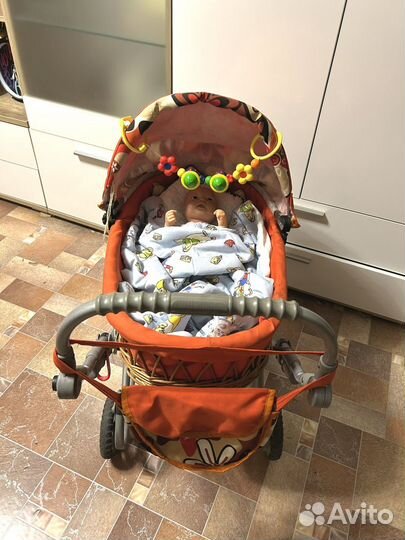 Коляска для кукол