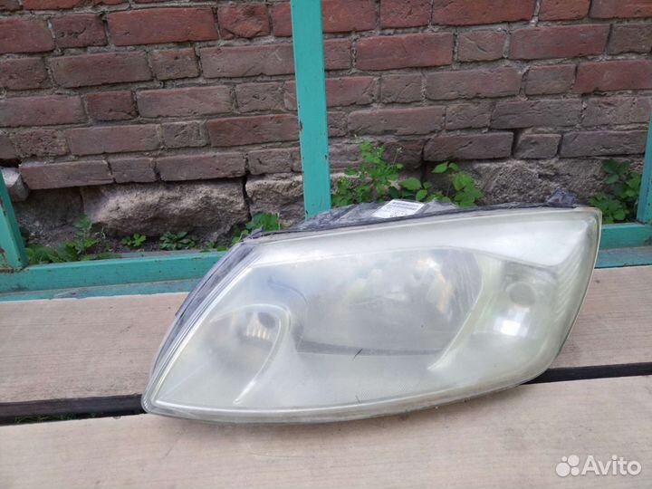 Фара левая granta 1