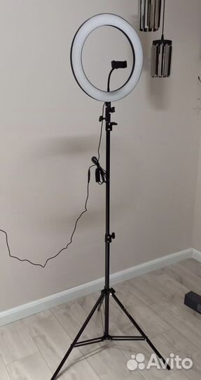 Кольцевая лампа 36 см