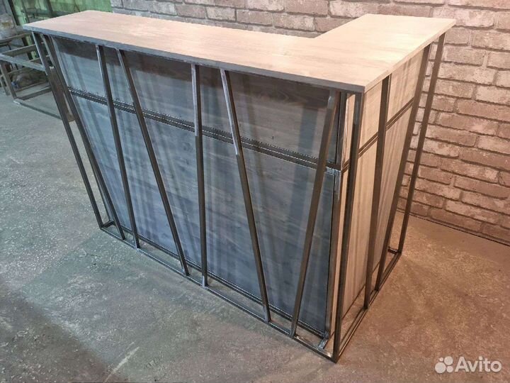 Стойки администратора Лофт