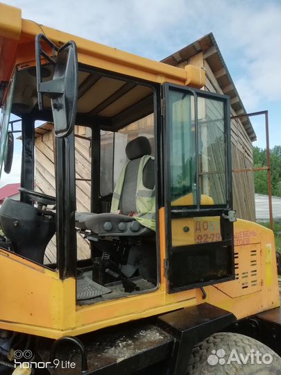 Фронтальный погрузчик YIGONG ZL20, 2011