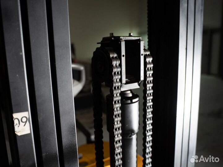 Электрический штабелер Zauberg S2065