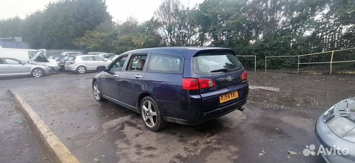 Спойлер крышки багажника Honda Accord 7 2004