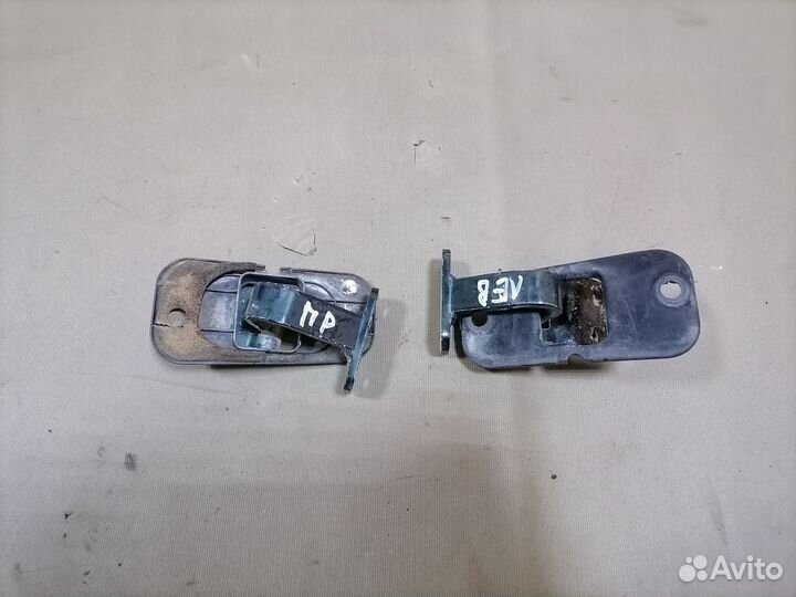 Петли багажника VW Passat B4 1995 универсал