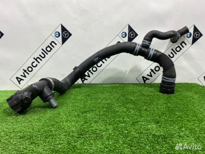 Патрубок системы охлаждения Audi Q5 FYB 2018