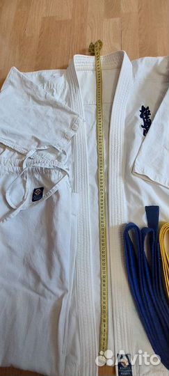 Форма для занятий каратэ (киокусинкай)