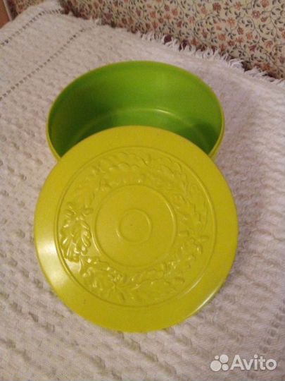 Шкатулка СССР карболит листья дуба и желуди