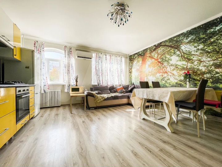 3-к. квартира, 92,5 м², 4/10 эт.