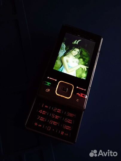 Sony Ericsson T715