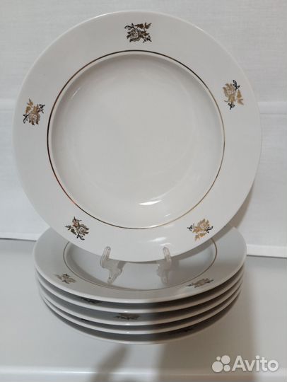 Набор тарелок на 6 персон