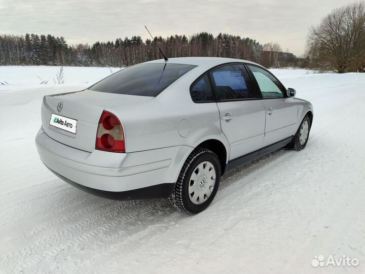 Volkswagen Passat 1.8 МТ, 2001, 300 000 км