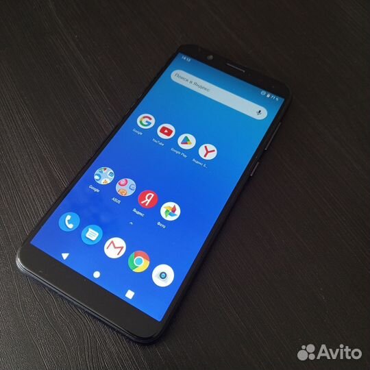 ASUS ZenFone Max Pro M1 ZB602KL, 4/64 ГБ
