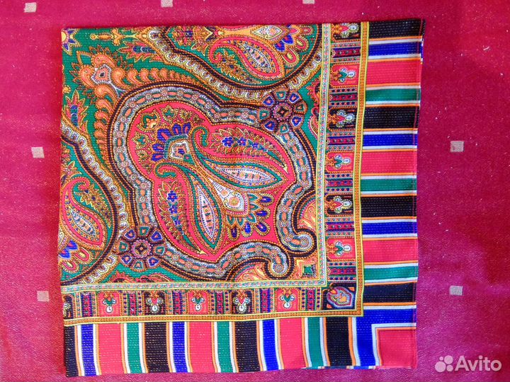 Шаль с люрексом, Япония