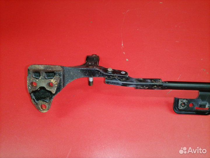 Крепление рулевой рейки Honda Cr-V RD5 K20A 2002