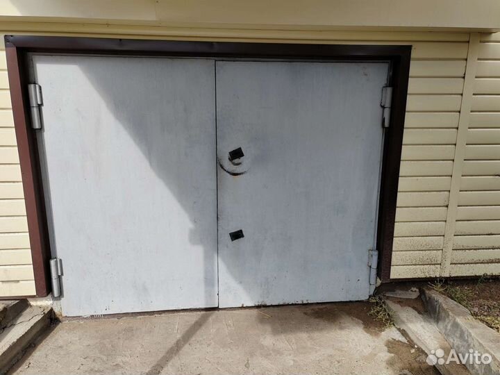 Ворота гаражные металлические бу