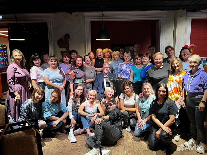 Живая музыка / Музыканты / Артисты / Аккордеонист