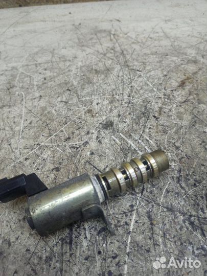 Клапан фазорегулятора Nissan Note HR16DE 2009