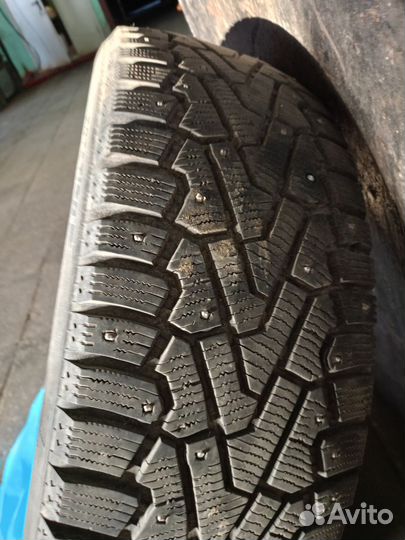 Pirelli Ice Zero 235/65 R17