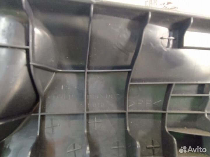 Накладка порога передняя правая внутренняя R