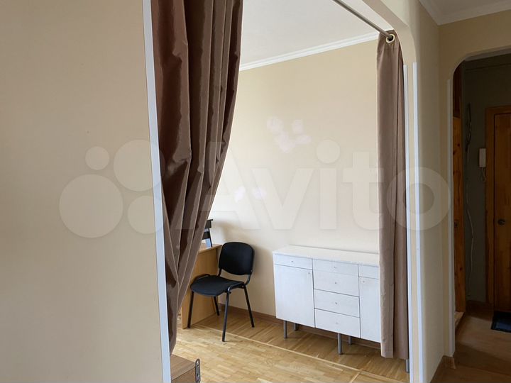 3-к. квартира, 60 м², 6/9 эт.