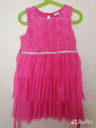 Нарядное платье для девочки, 3-4 года