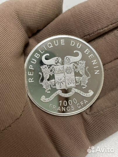 Серебряная монета 