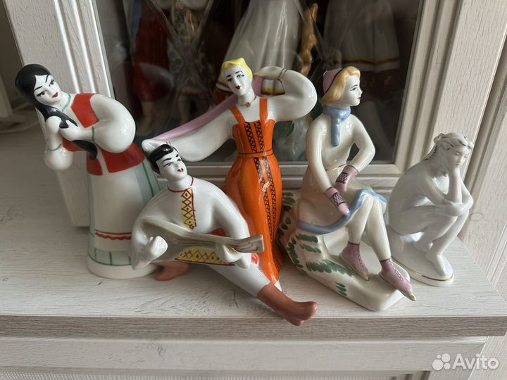 Фарфоровые статуэтки СССР девушка плясуны