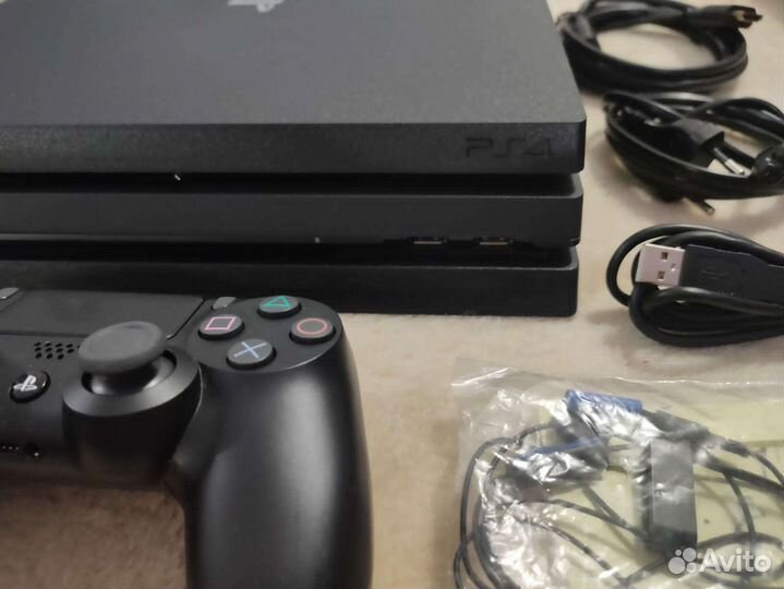 Sony PS4 Pro 7208 прошита, игры бесплатно