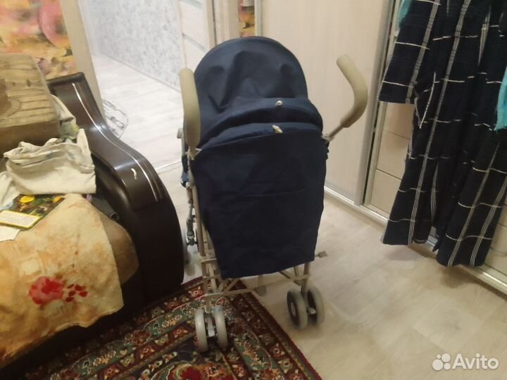 Прогулочная коляска