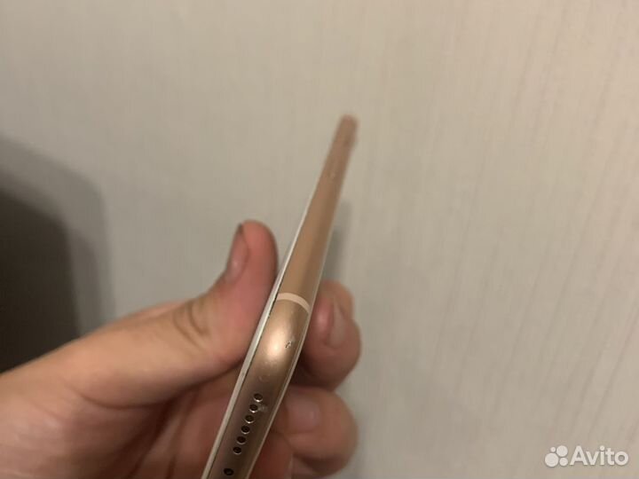 iPhone 8