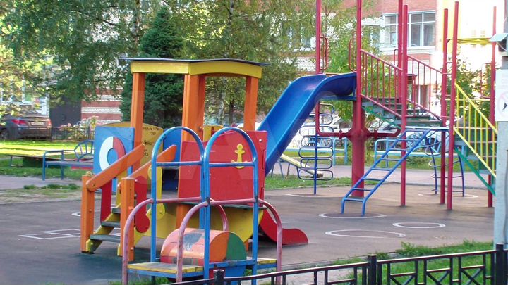 2-к. квартира, 74 м², 1/10 эт.