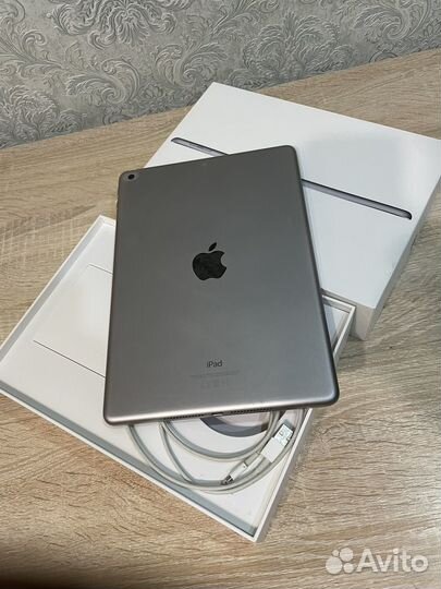iPad 6 поколения 128 гб