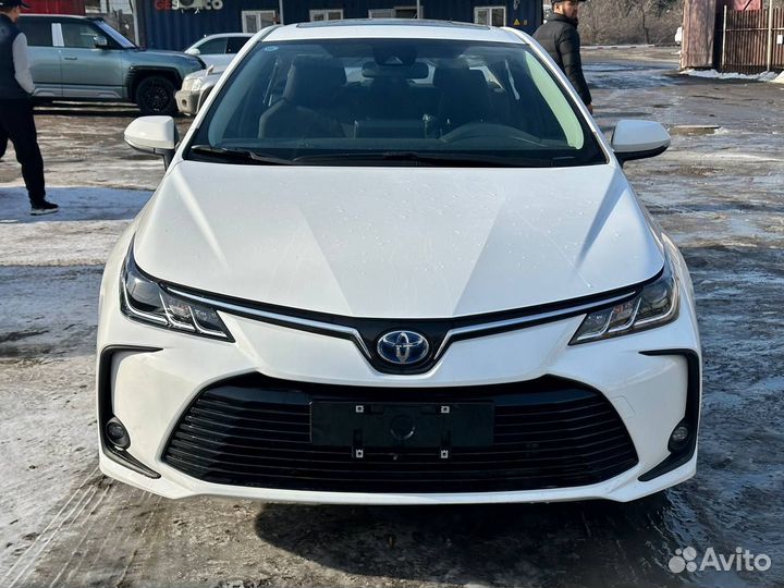 Toyota Corolla 1.8 CVT, 2023, 200 км