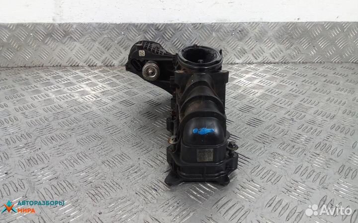 Коллектор впускной Mercedes-Benz C-Класс W204/S204