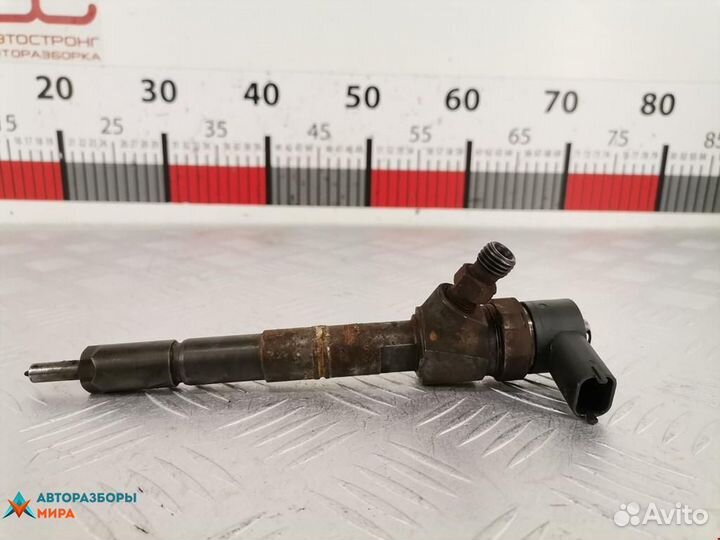 Форсунка Opel Vectra C рест. 2007 55198218