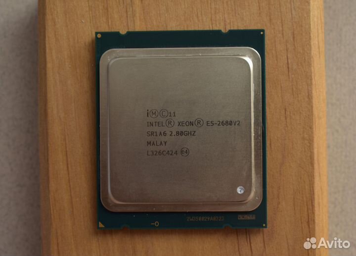 Процессор Intel Xeon e5 2680 V2