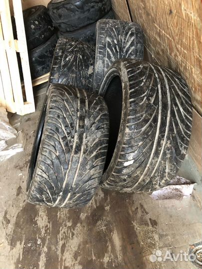 Toyo Proxes T1-R 285/30 R18