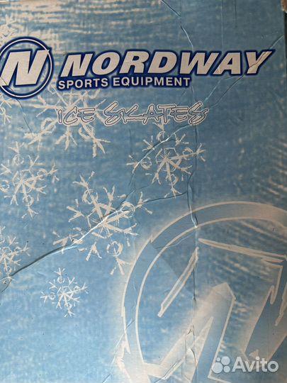 Коньки фигурные новые