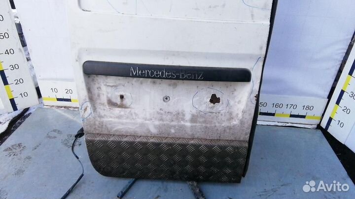 Дверь багажника левая Mercedes-Benz V-Class/Vito/V