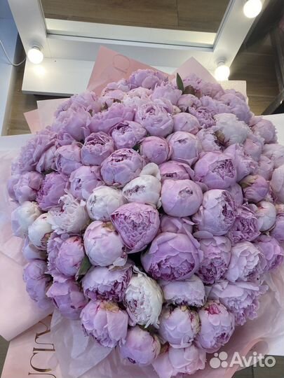 Цветы и букеты с доставкой