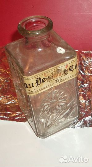 Продаю пустой флакон от муж одеколона Eau DeColog