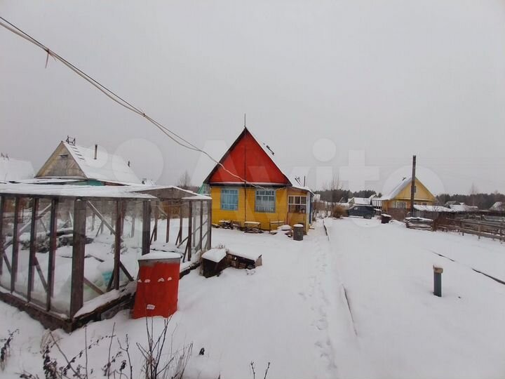 Дача 20 м² на участке 6 сот.