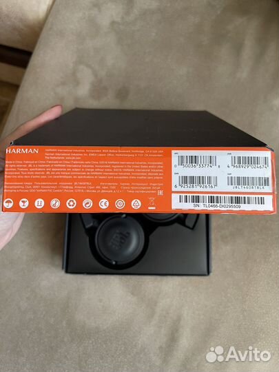 Беспроводные наушники jbl