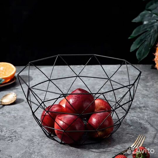 Ваза для сервировки фруктов металлическая