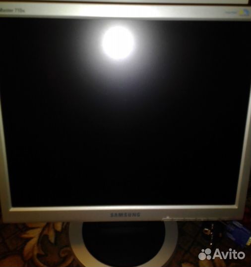 Монитор неработающий Samsung 710N