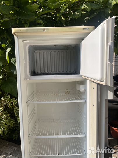 Холодильник бу Stinol