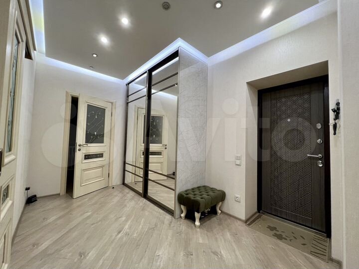 2-к. квартира, 73,1 м², 4/10 эт.