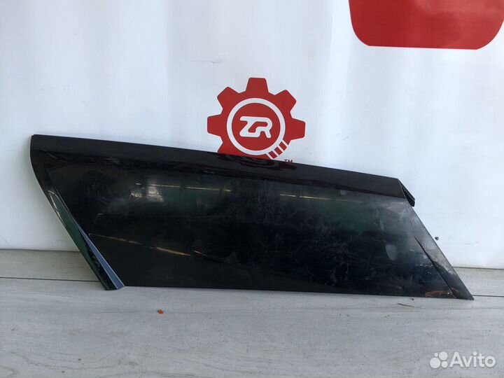 Land Rover Range Rover 4 Накладка задней стойки